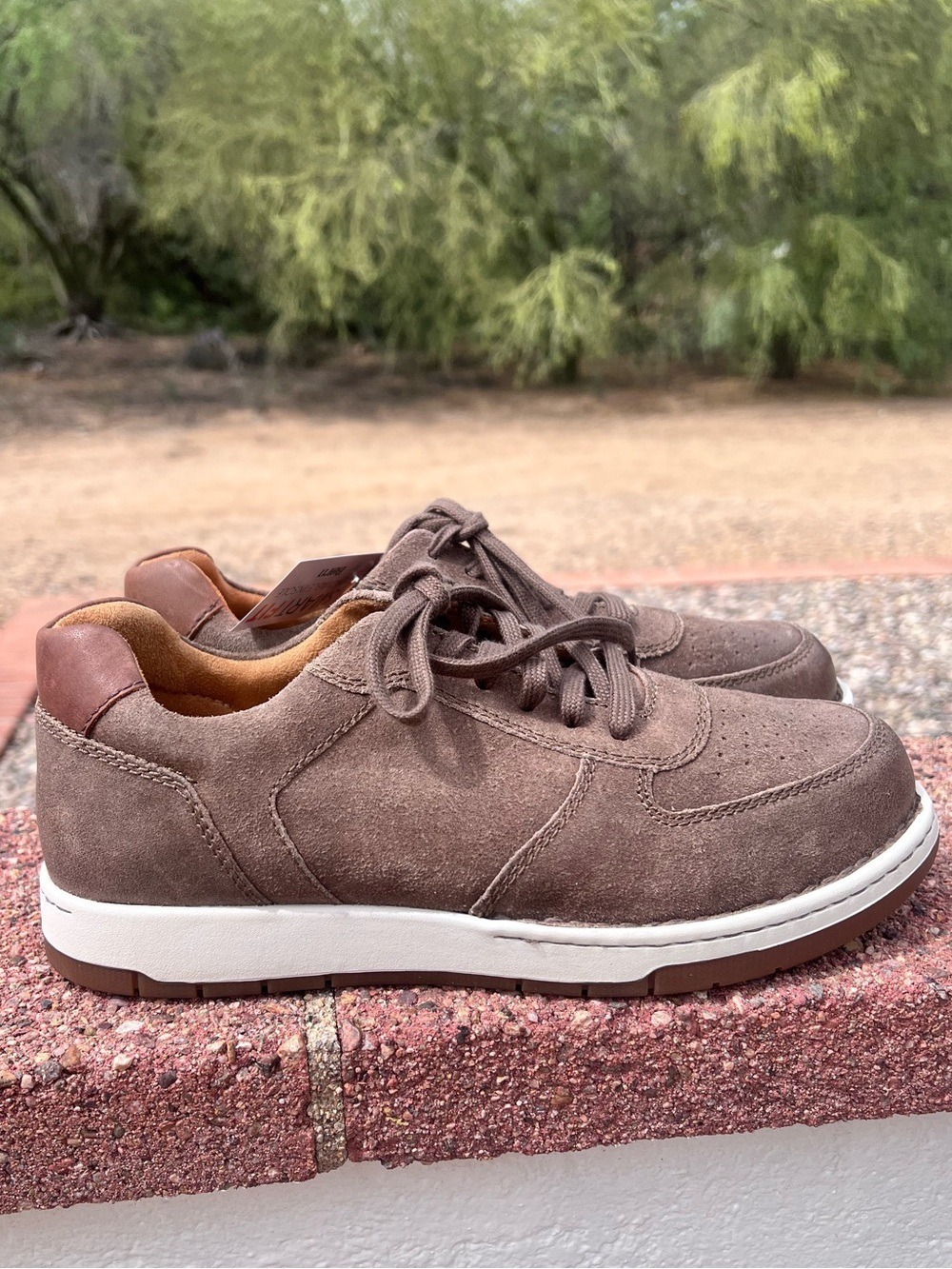 NWOB $125 Børn Captain SmartFit Suede Sneakers Dark Brown Men’s 9.5 - Picture 2 of 5